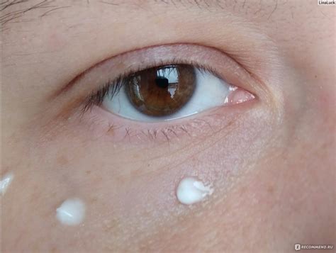 Крем для кожи вокруг глаз Avene Soothing Eye Contour Cream ...