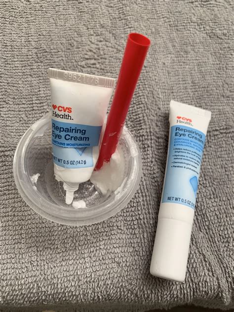 Old vs New . Might be my holy grail eye cream 😍 : r/PanPorn