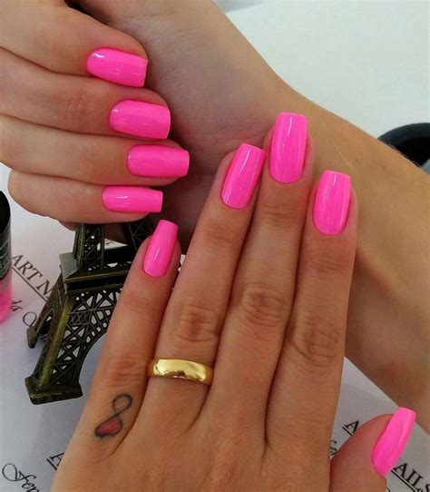 Pin von Talíssia Castro auf nails | Pinke nägel, Nägel inspiration ...