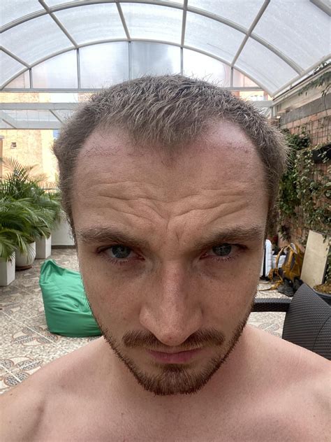 Style guides explain how a number 3 haircut should be finished 4