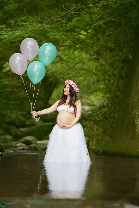 Japan falls pregnancy photography
