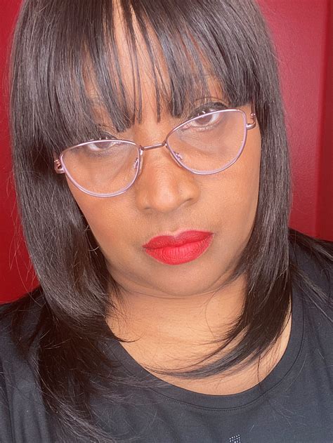 Pink Readers – All That & More boutique