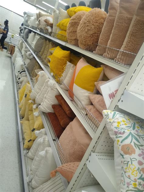 Zoning porn : r/Target