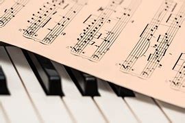 piano keys   photo  pixabay