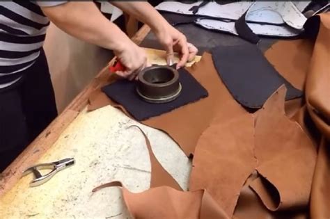 Перетяжка сидений кожей своими руками - WorldCustom | Чехлы для сидений ...