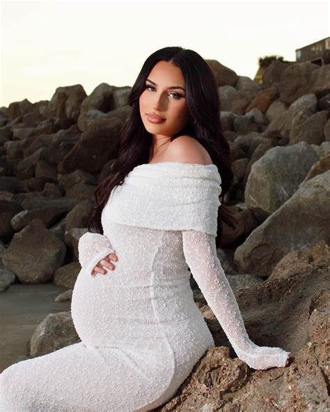Jess Danielle | Everything hurts😂😩 #pregnancy #relatable #share #
