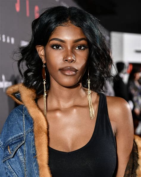 Celebrity Red Carpet