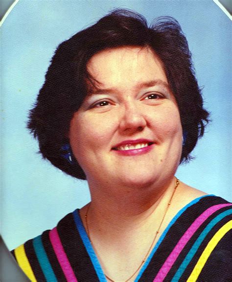 Remembering Mona Thomas: Obituary and Memorial Service Details 26