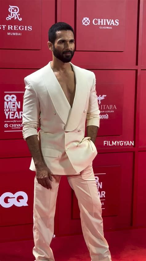 shahid kapoor  gq awards rbollyblindsngossip