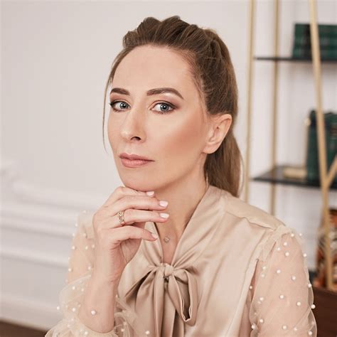 Онлайн - школа Наращивания ресниц MeriLook | Moscow