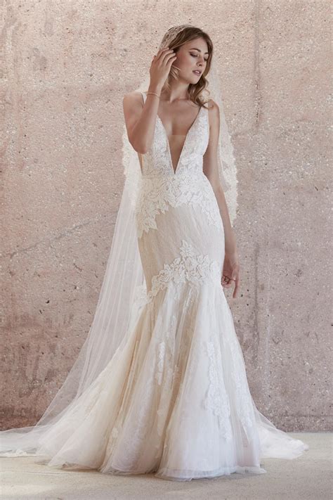 Watters Bridal - La Jeune Mariee