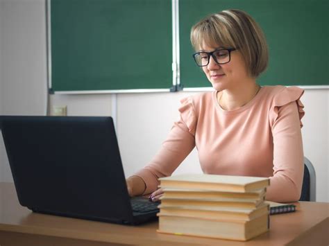 Vagas Para Secretaria De Escola