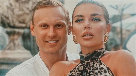 "Я все еще в больнице": Анна Седокова о том, как переживает смерть ...
