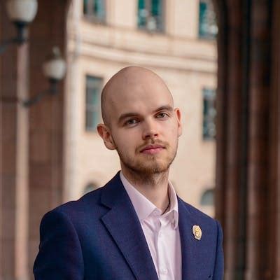 Александр Кузнецов