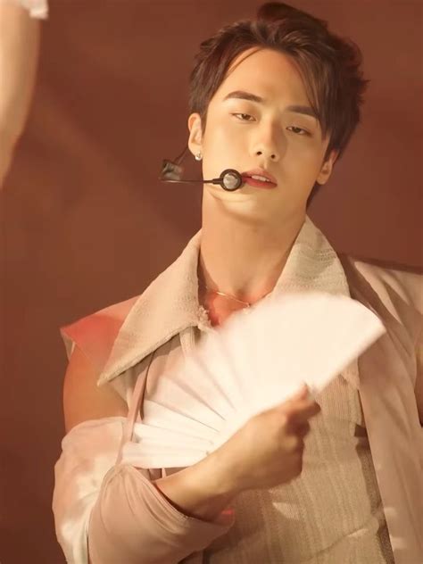 hai dang doo dien vien fushigidane rapper