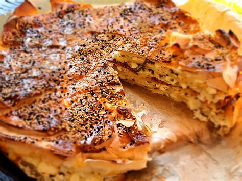 Börek Бюрек – Ухае на…