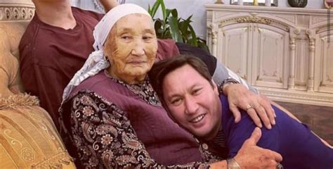 Актер Азамат Сатыбалдының анасы өмірден өтті