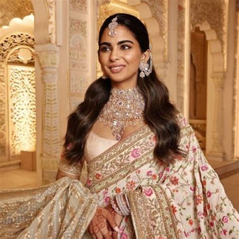 anand piramals net worth      husband  isha ambani