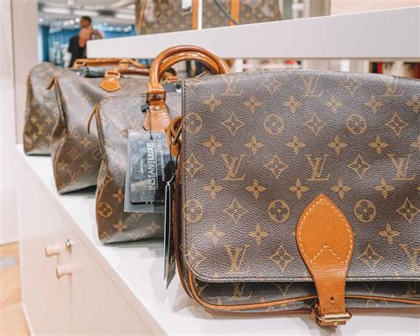 paris hand bags 1
