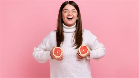nipples  change color