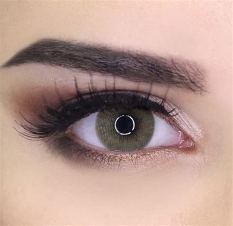 Купить цветные линзы Medeo lenses giallo в интернет - магазине ...