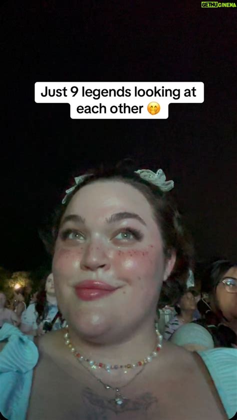 Actress Loey Lane HD Instagram Photos and Wallpapers August 2024