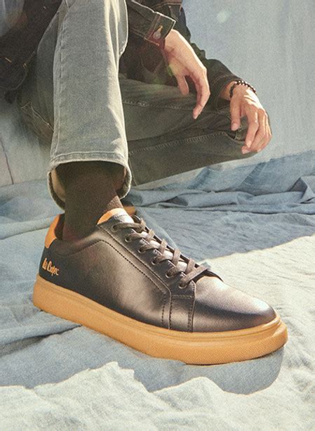 FOOTWEAR & ACCESSORIES | Lee Cooper