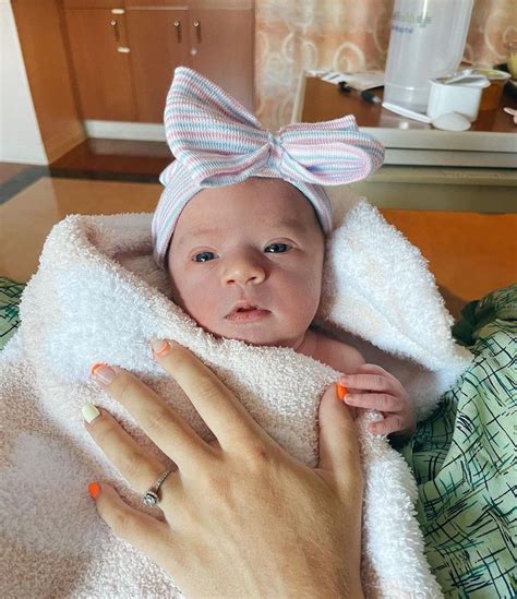 posie  sunday labrant  instagram hiii im sunday labrant