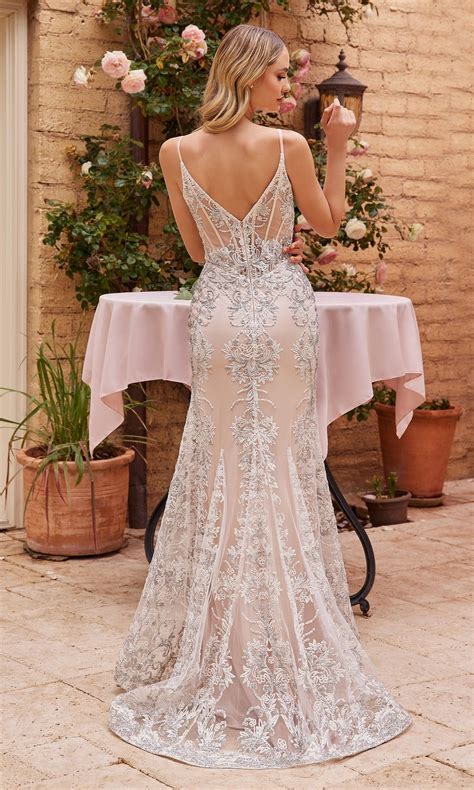 Off-White Long Embroidered Formal Gown J859WOff White Nude / 8 | Bodas