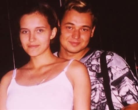 Елена конева жена ярмольника фото в молодости