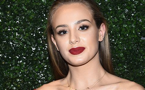 Wiktoria Gasiewska 010 - Tapety na Pulpit