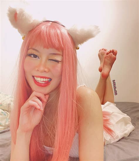Do you like my Asian feet? 💕 | Scrolller