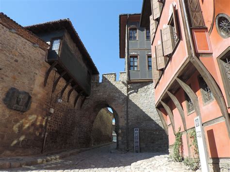 Hisar Kapia, Plovdiv, Bulgaria | Hisar Kapia is a medieval g… | Flickr