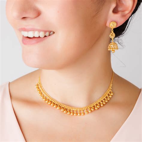 gold necklace set  queen  hearts jewelry