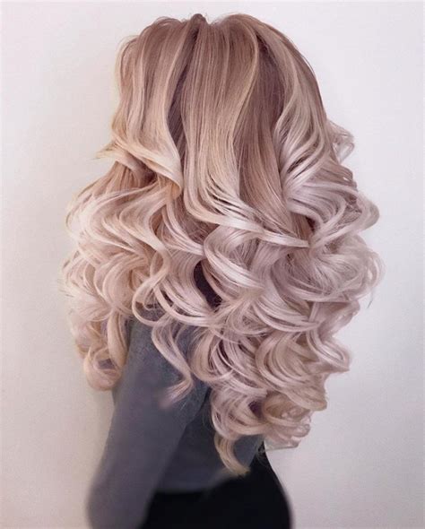 Потрясные локоны👍. | Curls for long hair, Long hair wedding styles ...
