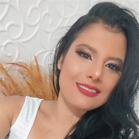 cris bento net worth