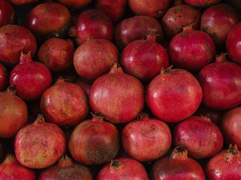 Pomegranate Fresh Fruit - Free photo on Pixabay