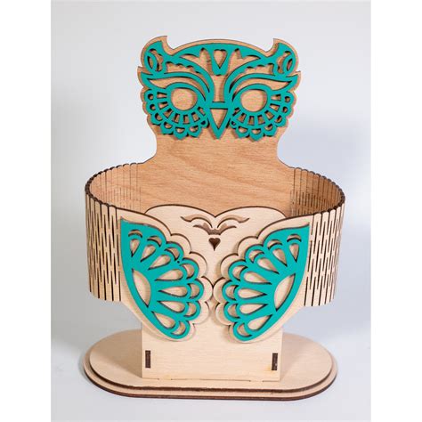 Suport de Creioane Bufnita din Lemn – Cadoul Perfect pentru Nepotii