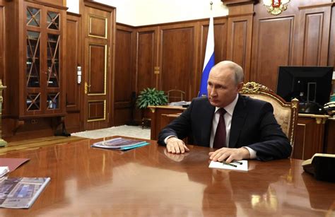 «Он только вчера вернулся из Африки»: Путин прокомментировал гибель ...