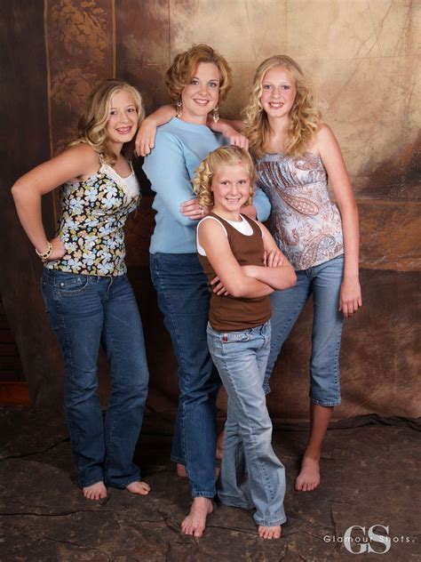 Couple Mall Glamour Shots : Stirileprotv Hilarious Jaden | Bodrumwasukur