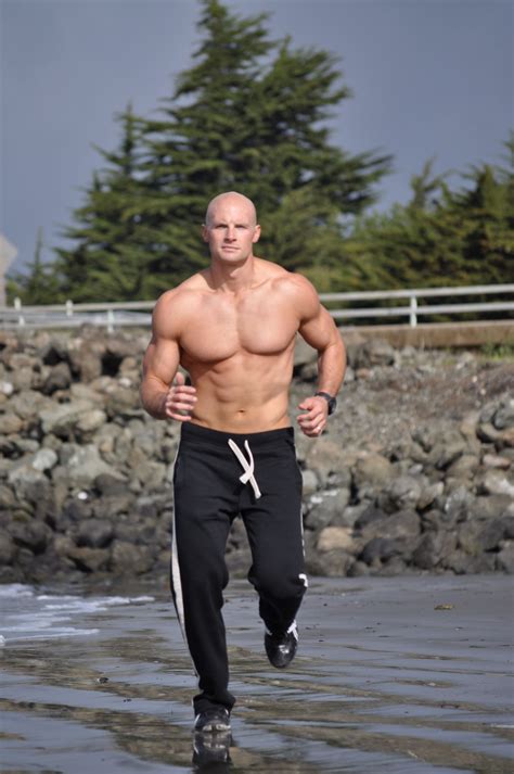 Photos | Chip Wade | Mens outfits, Hgtv, Image search