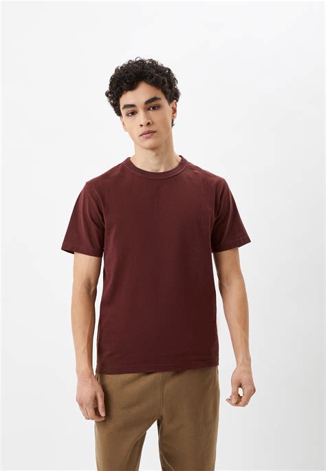 Футболка UNIQLO Uniqlo U, цвет: коричневый, RTLACG876501 — купить в ...