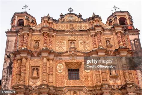 fotos de stock fotos en alta resolucion  imagenes sobre domingo