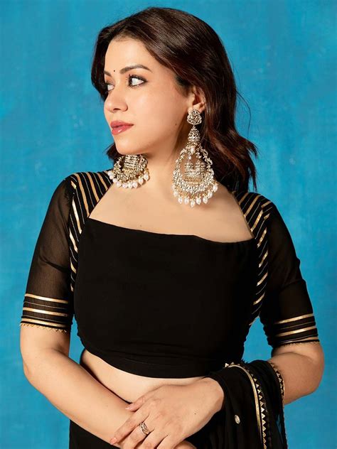 square neck blouse designs  pair  designer sarees herzindagi