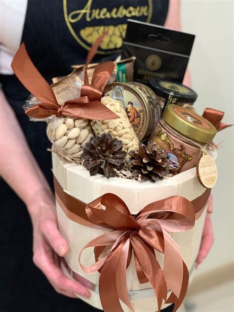 Студия подарков Апельсин, Деликатесы из дичи | Baskets homemade, Gift ...
