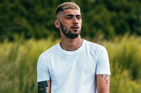 Zayn’s ‘Let Me’ Debut