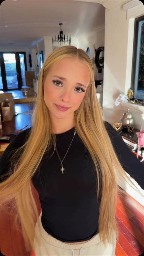 Julia Filippo | Is that enough? | Instagram