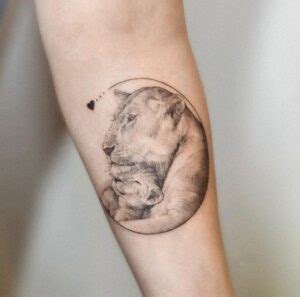 Tattoo Leoa E Filhote - Tatuagem Leoa e Filhote: +60 ideias e seus significados!