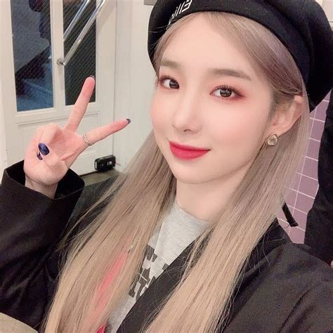 ANS (에이엔에스) (@official_ans_) posted on Instagram • Feb 18, 2020 at 10 ...