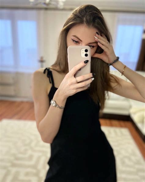 Fruktozka горячие фото и информация - Sliv-Twitch HOT